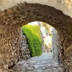 Vecchia Casa 莫奈姆瓦夏